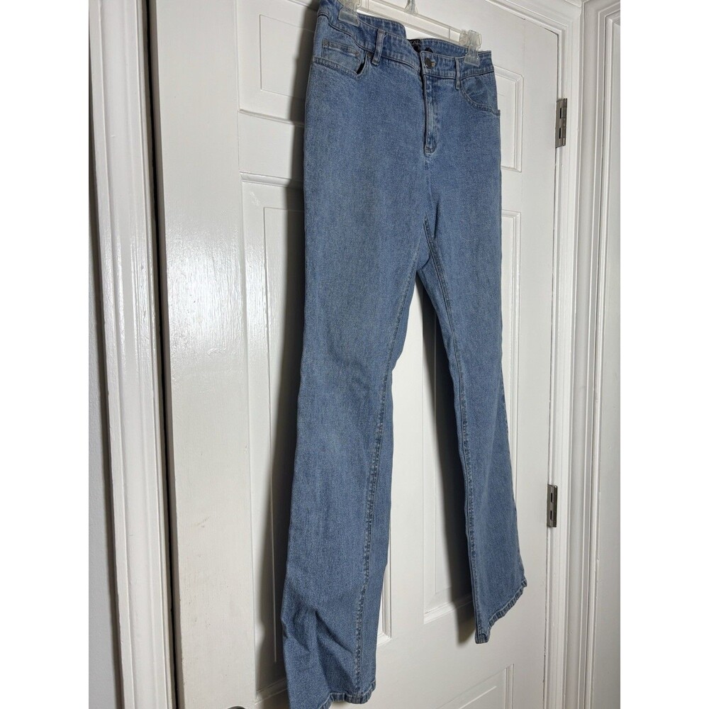 Tahari Tailored Classic Bootcut Mid Rise Lightwash Jeans Size 6 - Picture 2 of 7